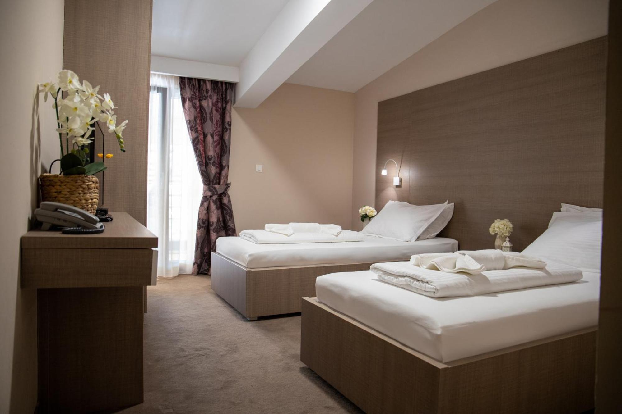 Hotel Narenta Меткович Экстерьер фото